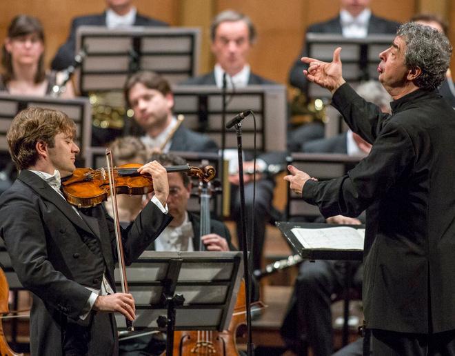Ferrara Musica saluta tra gli applausi 