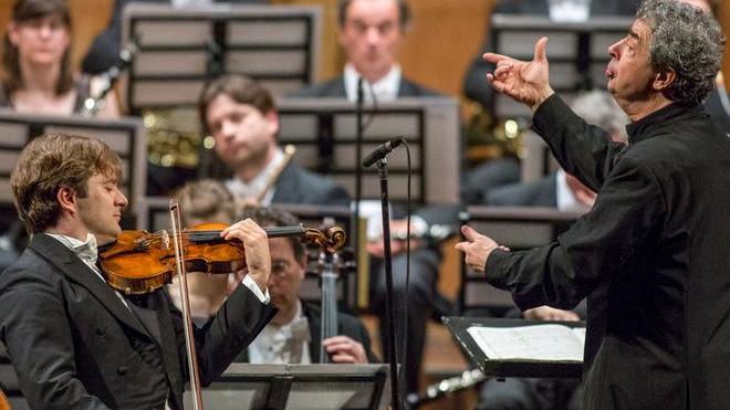 Ferrara Musica saluta tra gli applausi
