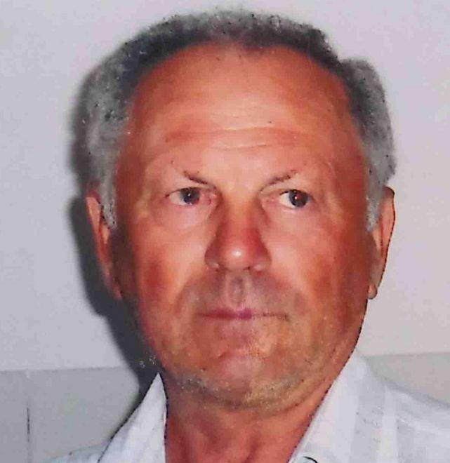 Agricoltore perde la vita schiacciato dal trattore 