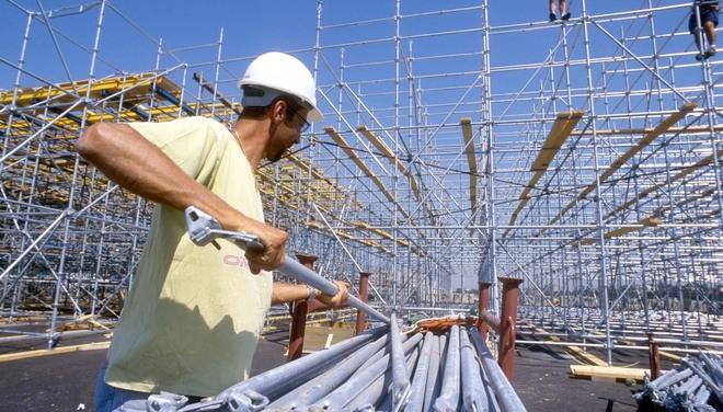 Cgil: «Migliaia di lavoratori senza cassa integrazione» 