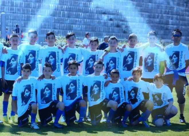 I compagni in campo per Pietro 