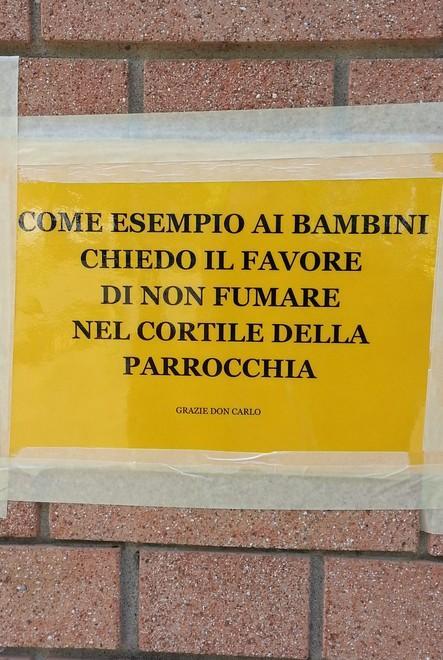 I fumatori sono “banditi” dalla parrocchia
