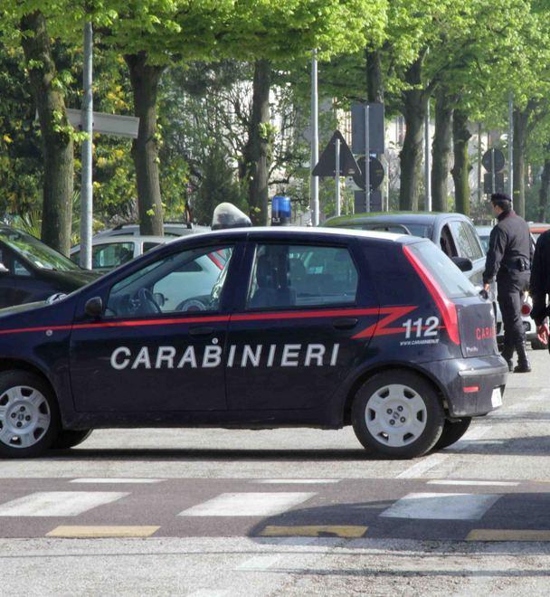 Giovane madre presa a botte in casa 
