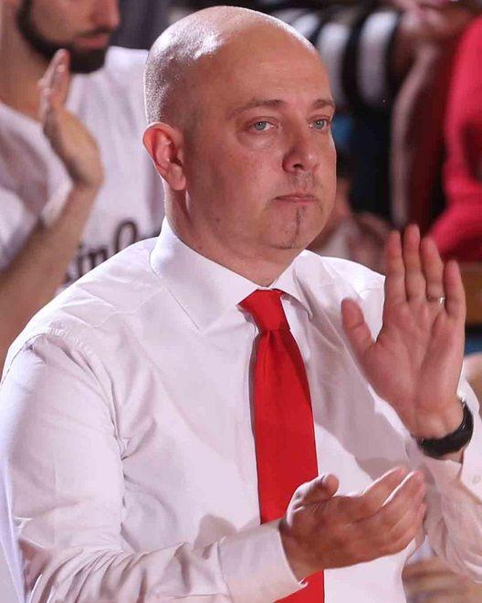 Menetti indovina il quintetto che prima rimonta e poi vince: 7,5