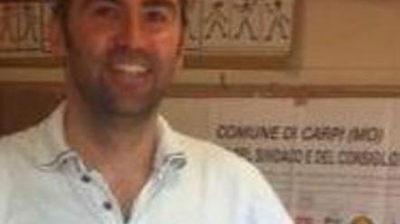 A Carpi polemiche su magliette, spille e un anziano ferito