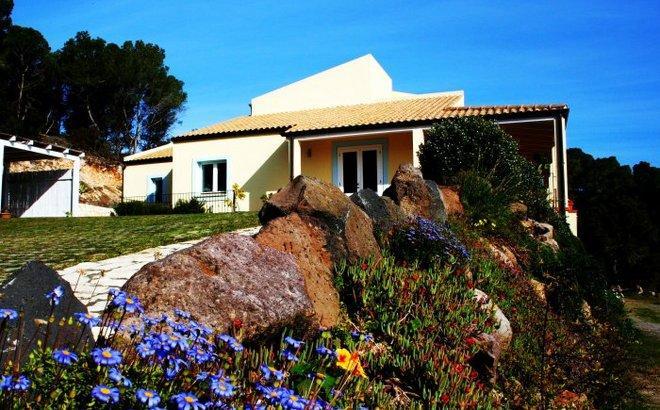 Il giudice respinge il ricorso contro la demolizione: ruspe per l’hotel a quattro stelle 