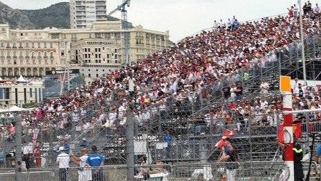 Le Mercedes dettano legge anche nel Gp di Monaco