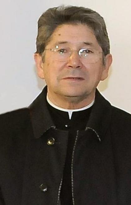 Avvio lento all’Arengo Ha votato solo un prete 