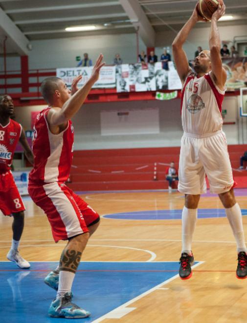 La Tramec regge un tempo Poi Piacenza non si ferma 