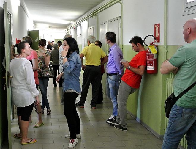 A Bondeno seggi affollati ma le code non scoraggiano 