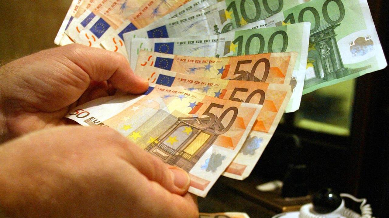 Bonus di 80 euro, Codacons "Ecco cosa si può acquistare"