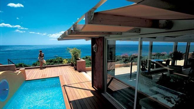 Il “Barbie Village” al Forte di Pula: per il Guardian di Londra è «deprimente»