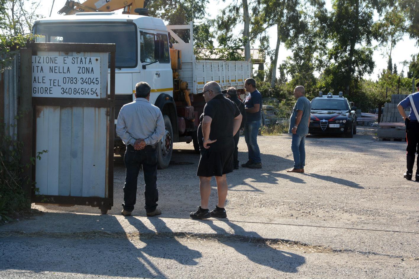 Tragedia sul lavoro: operaio muore colpito dal braccio della gru 