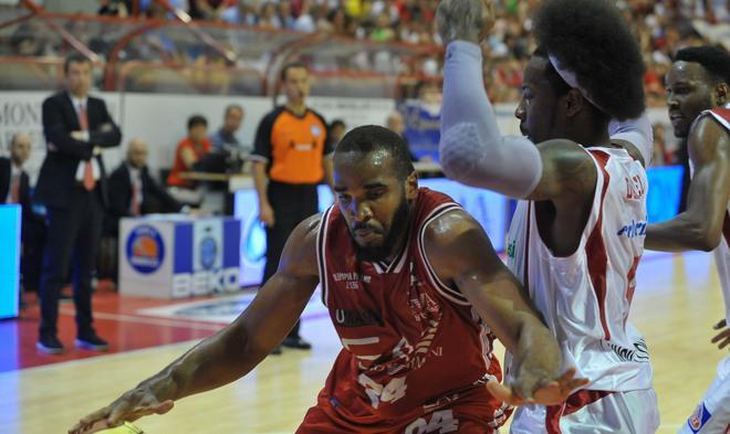 Stasera gara5, l’Armani è senza Gentile