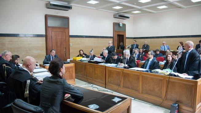 Sanna sceglie il silenzio Venerdì parla la Piredda