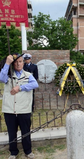 Corona e convegno per Ciro Menotti