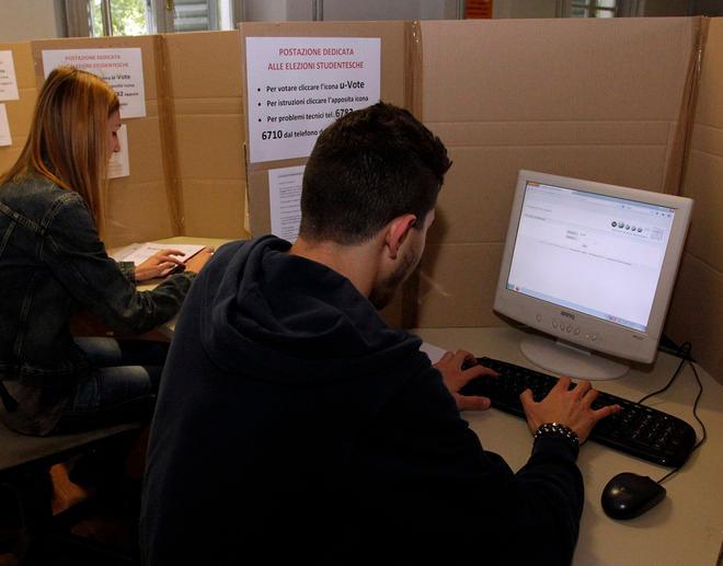 Ateneo, la sinistra vince e avanza 