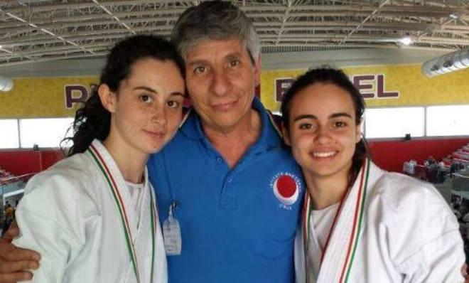 Due sorelle per... tre titoli italiani