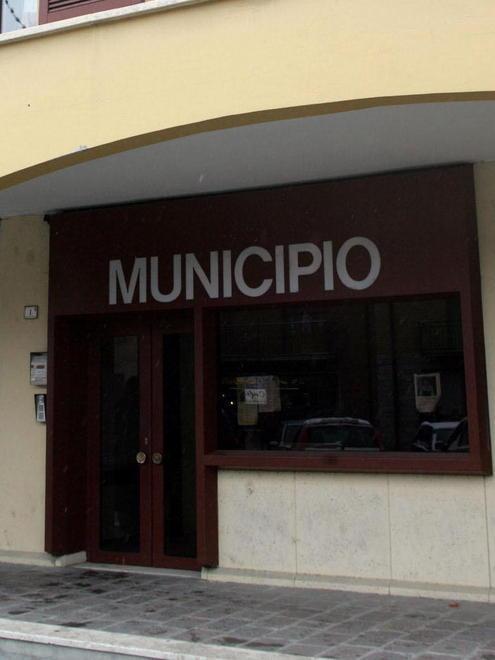 Bigi vince col 65% dei voti 