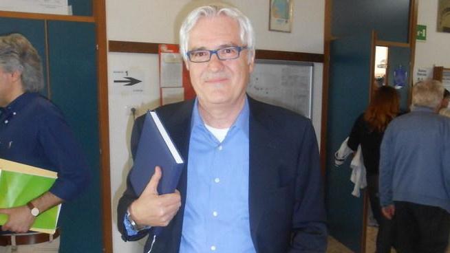 Stop al candidato appoggiato dal Pd