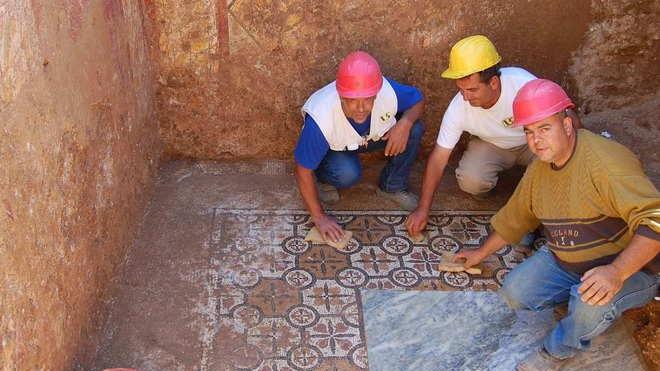 Turris restituisce affreschi e mosaici 