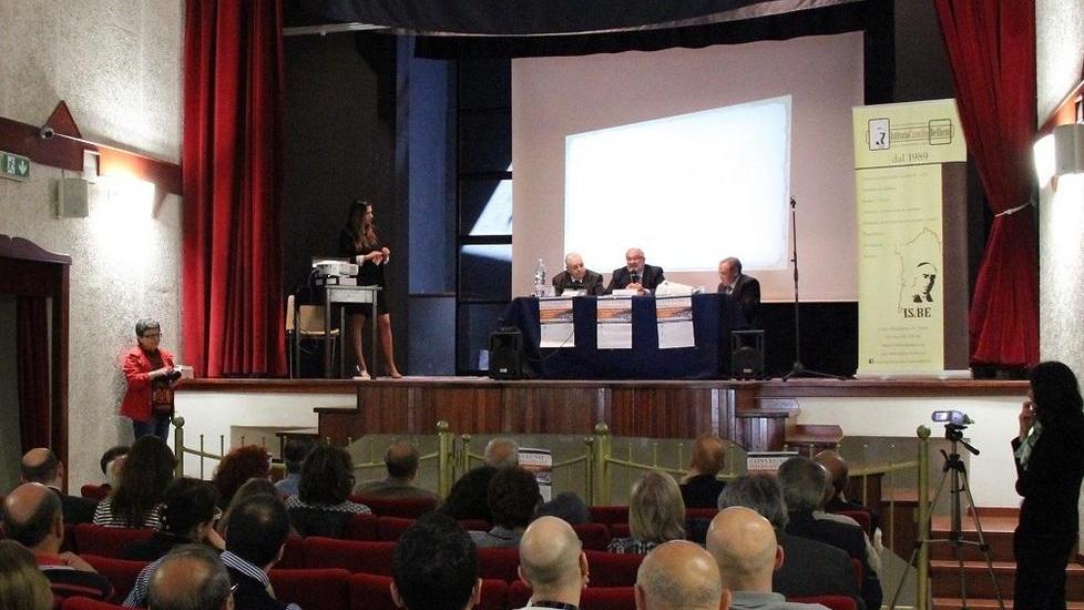 Le poesie di Mura per riscoprire la limba