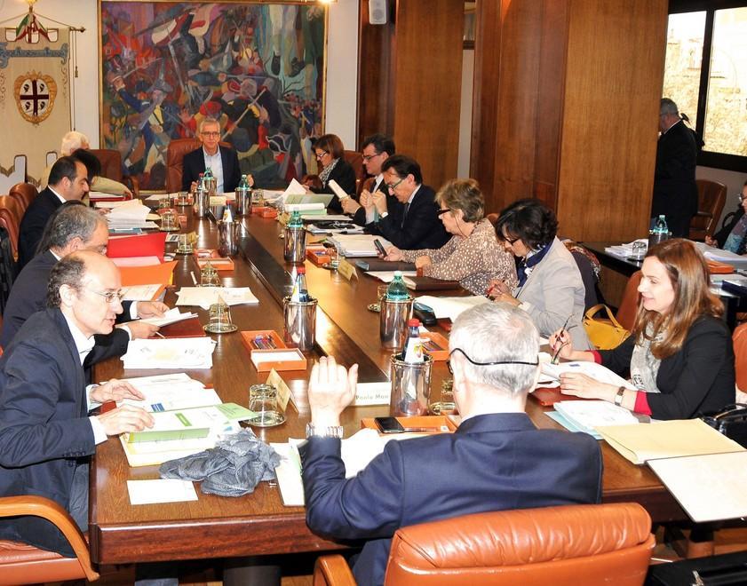 Tagli a Ferrovie, Anas e municipalizzate