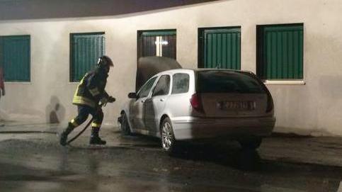 Cardedu, in fiamme l’auto del vice sindaco