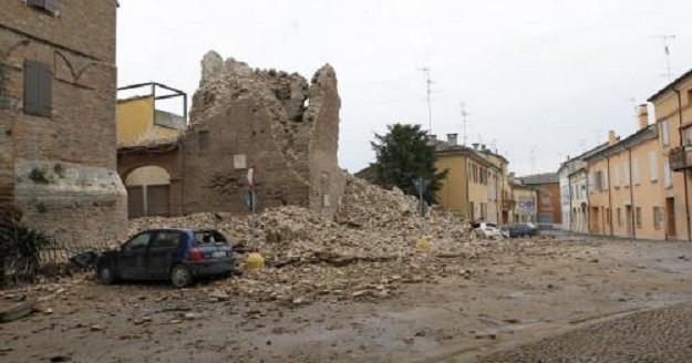 Terremoto, due anni dopo/ 29 maggio 2012: 9,04 e la terra tremò ancora. Oggi la Bassa ricorda - IL DOSSIER - IL VIDEO