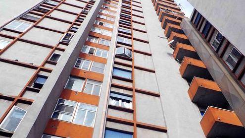 Lo avevano rapinato (soldi e cellulare), denunciati dai carabinieri