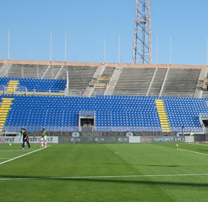 Cagliari in mani americane, corsa contro il tempo per il Sant’Elia 
