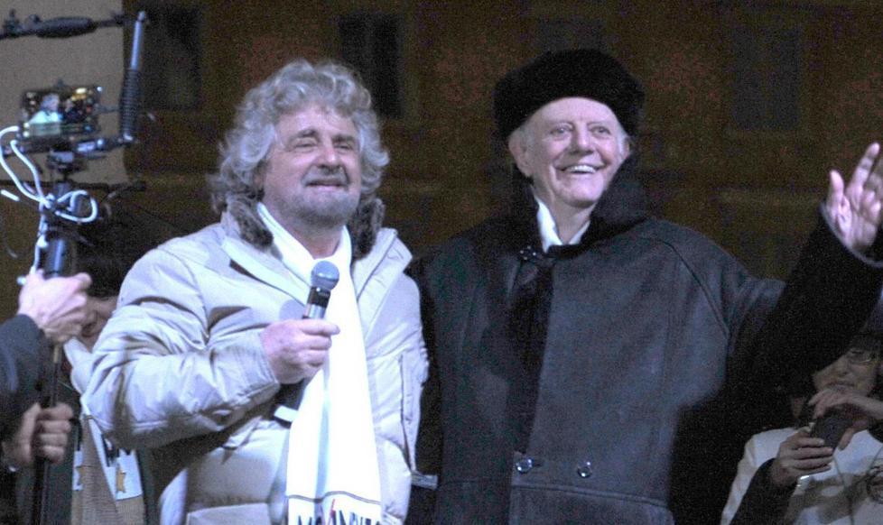 Lo strano partner divide i 5 Stelle 