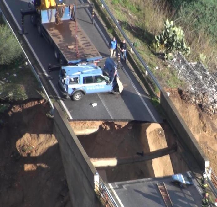 Ponte di Oloè, perquisizioni della polizia 
