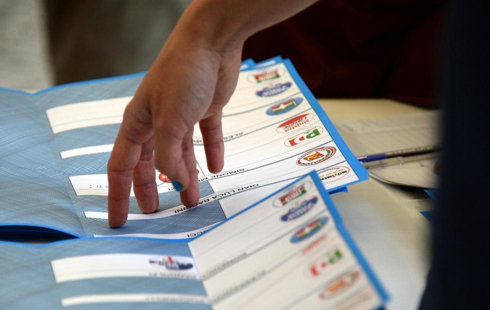 Europee, il Pd oltre il 42 per cento 