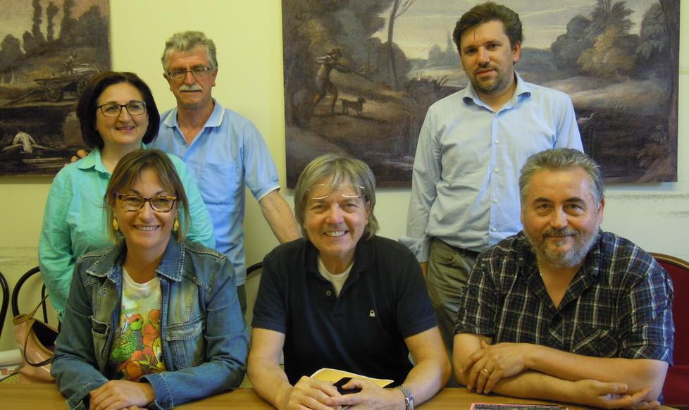 Colori e giardini per esaltare il centro 