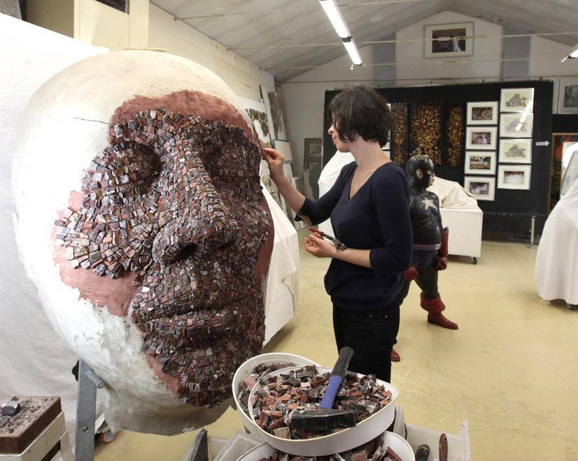 I ferraresi protagonisti della “Scultura-Mosaico”