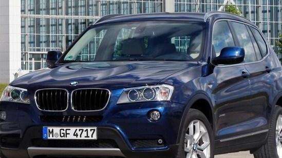 «Non comprate quell’auto, deve essere mia»