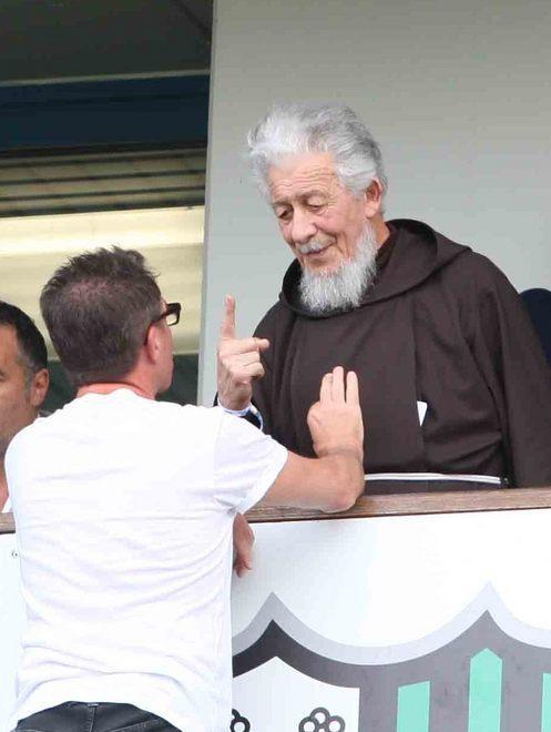 Sassuolo, la maglia regalata al Papa 