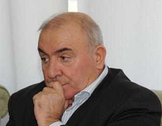 Da destra a sinistra è un coro: siamo sereni 