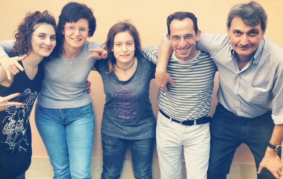 Via Pezzana, un tour nei negozi 