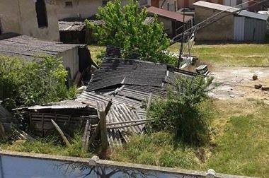 Lastre di amianto vicino al parco giochi 