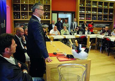 Ad Alghero nasce la cantina subacquea: lo spumante invecchierà nei fondali 