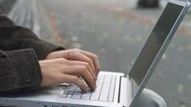 Offese su Facebook, denunciate tre donne