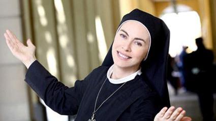 La fiction di suor Angela se ne va da Modena: «Il Comune ci deve 155mila euro»