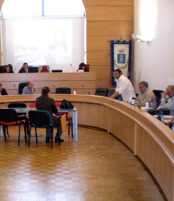 «Dopo le Europee sindaco e giunta devono dimettersi» 