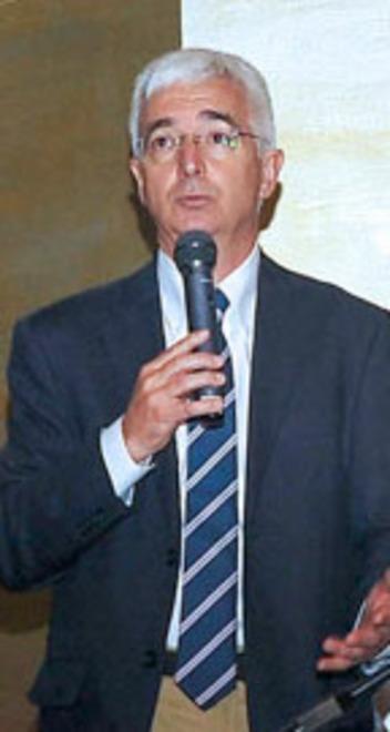 Redditi giù, isola in coda all’Europa 