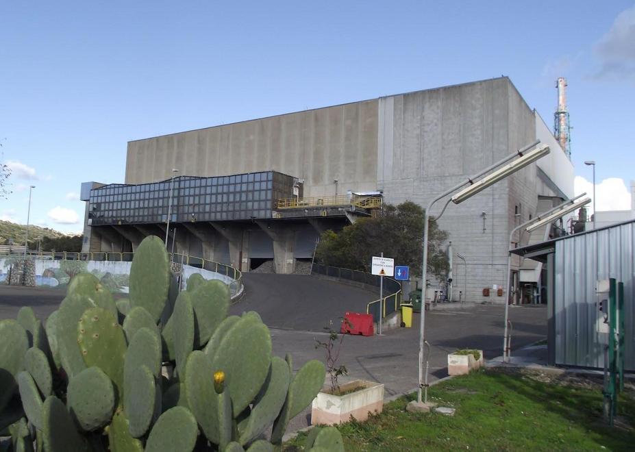 Anti-inceneritore, la marcia di protesta fa tappa a Macomer 