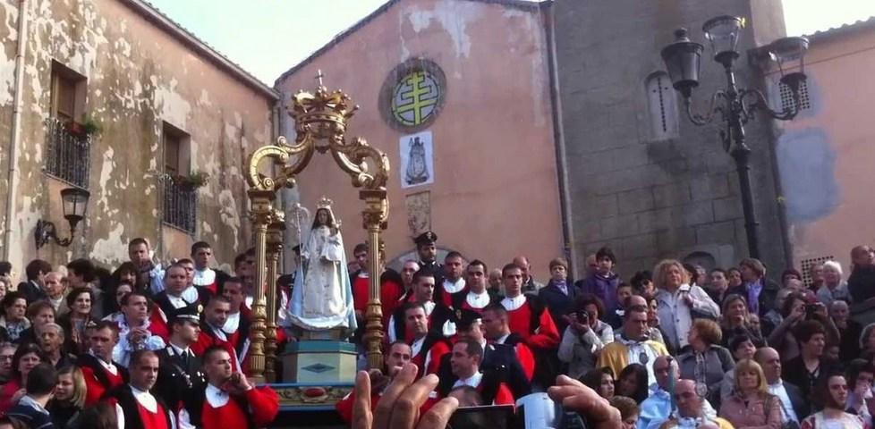 Fonni, sacro e profano per la festa dei Martiri la più sentita in paese 