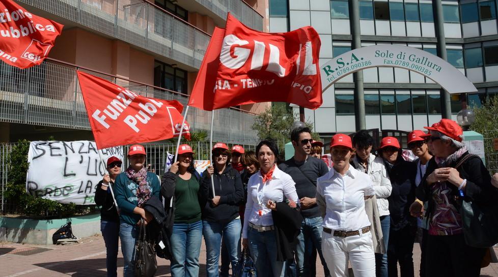 Tramonta il Sole di Gallura: rivolta alla Rsa 