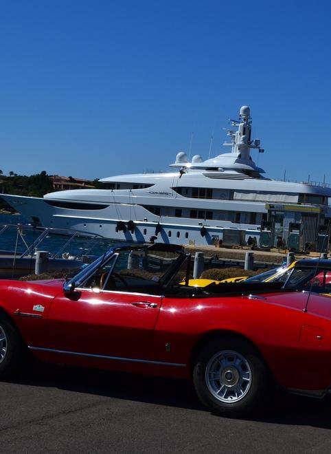 Matrimonio vip in Costa, a Stella Maris il sì blindato 